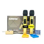Shure SM820A UHF Dual Wireless Microphone System with Rechargeable Receiver